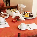 Hotel Fellini 3*