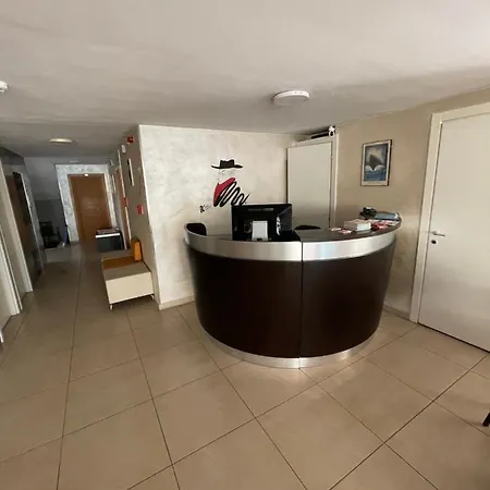 Hotel Fellini 3*