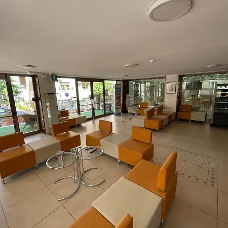 Hotel Fellini 3*