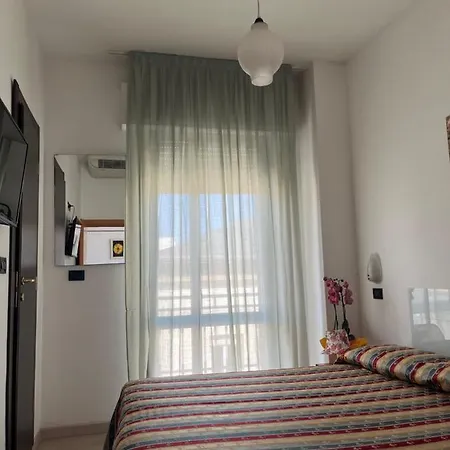 Fellini 3* Rímini