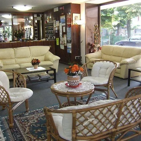 Fellini Hotel