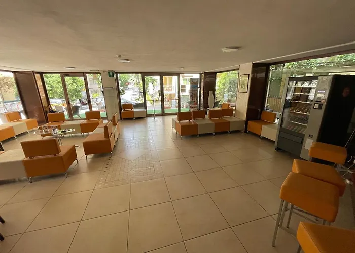 Fellini Римини